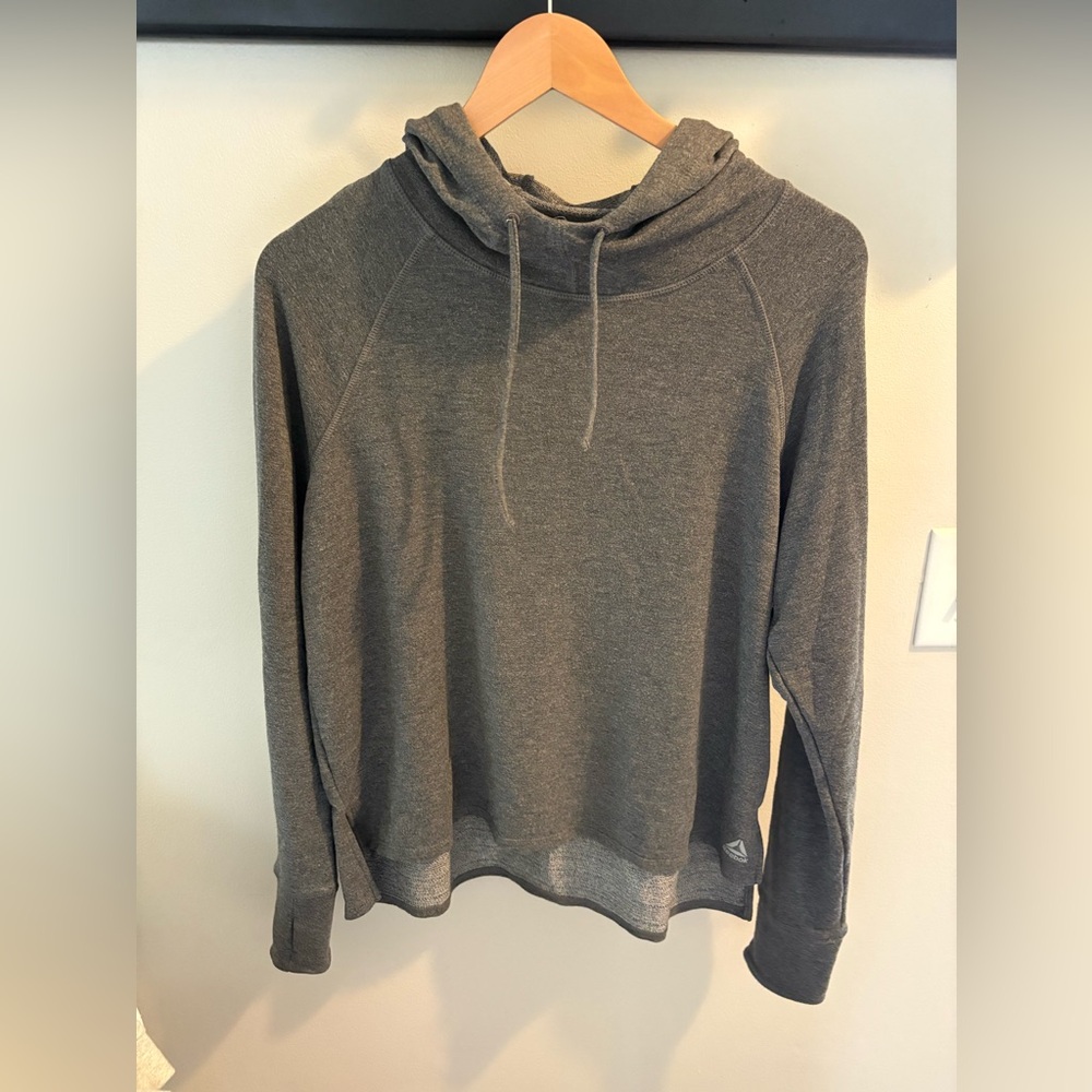 Reebok Hoodie Tee